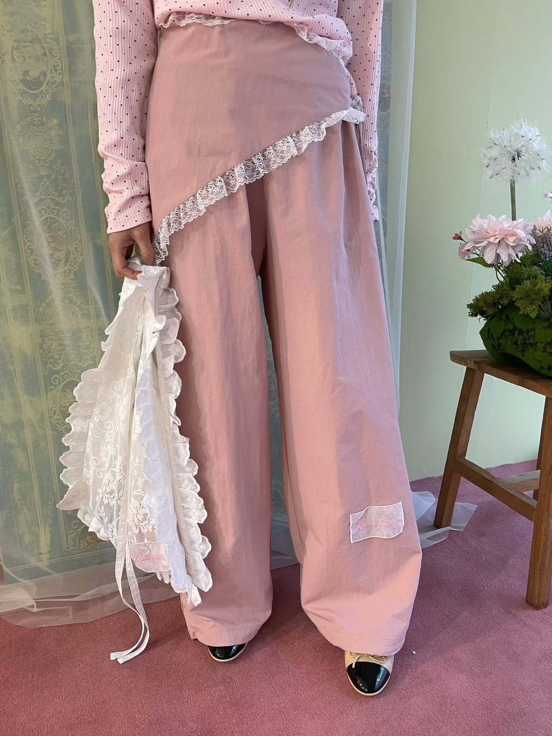 斜蕾絲圍裙長褲