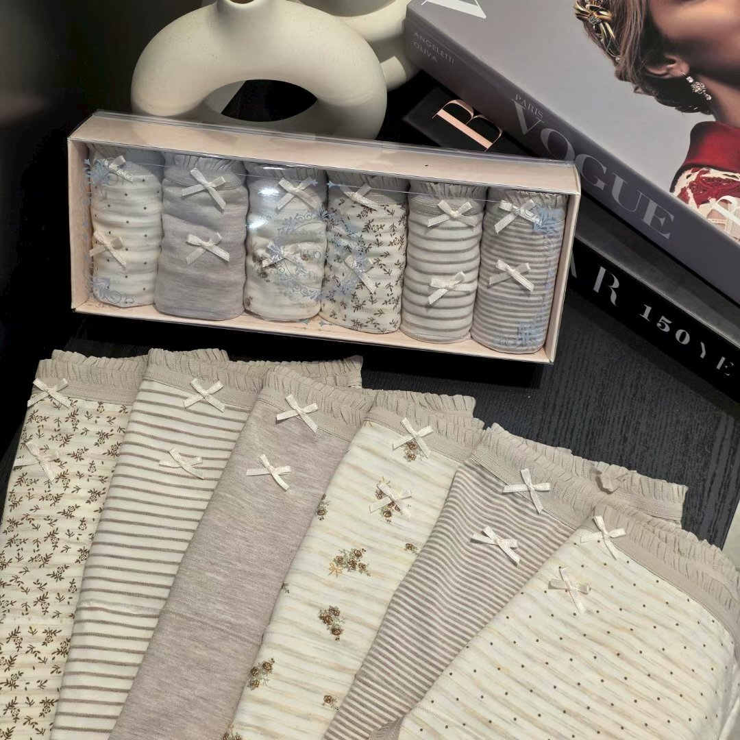 FL5518 荷葉摺邊杏白色系內褲 6條套裝 *特價* (充值購物金不適用)