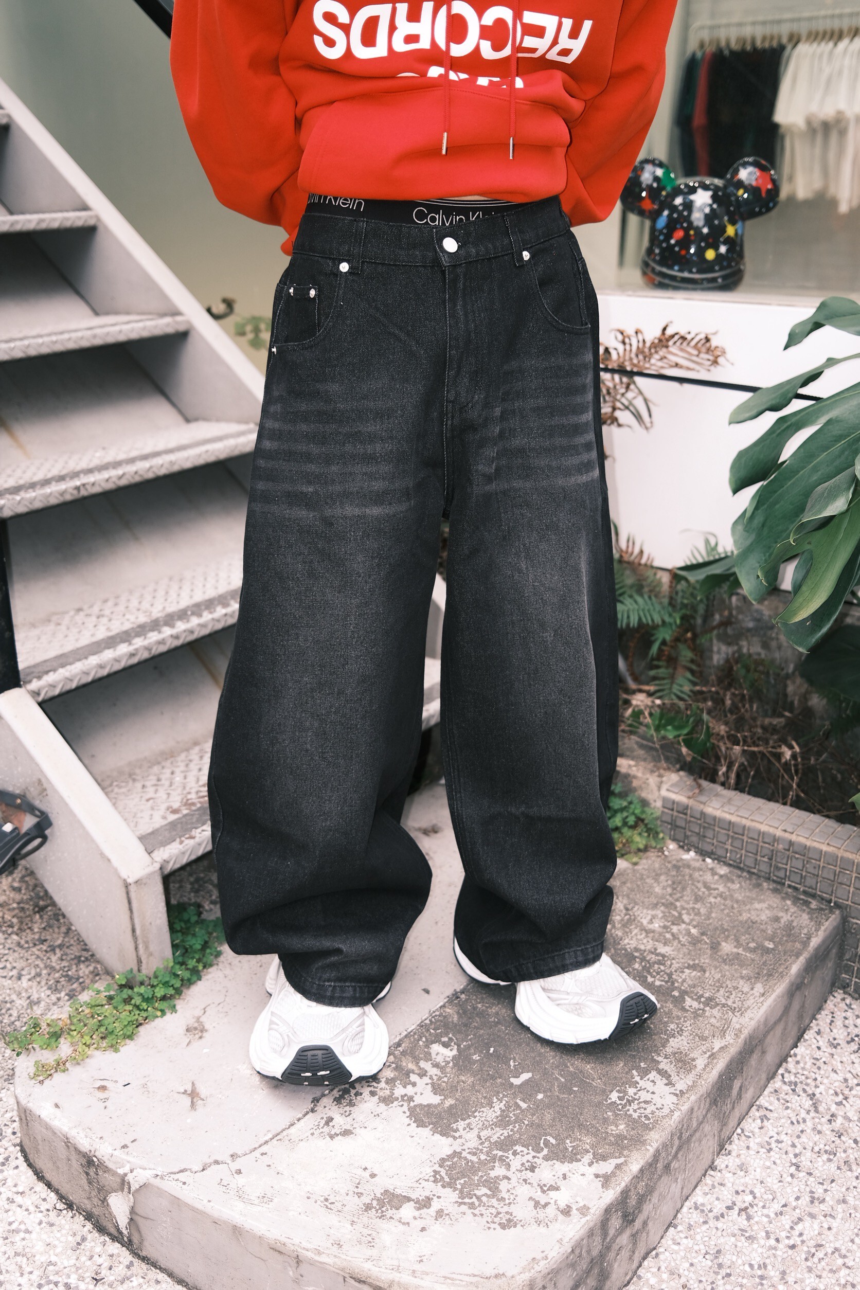 韓國微彎刀牛仔褲