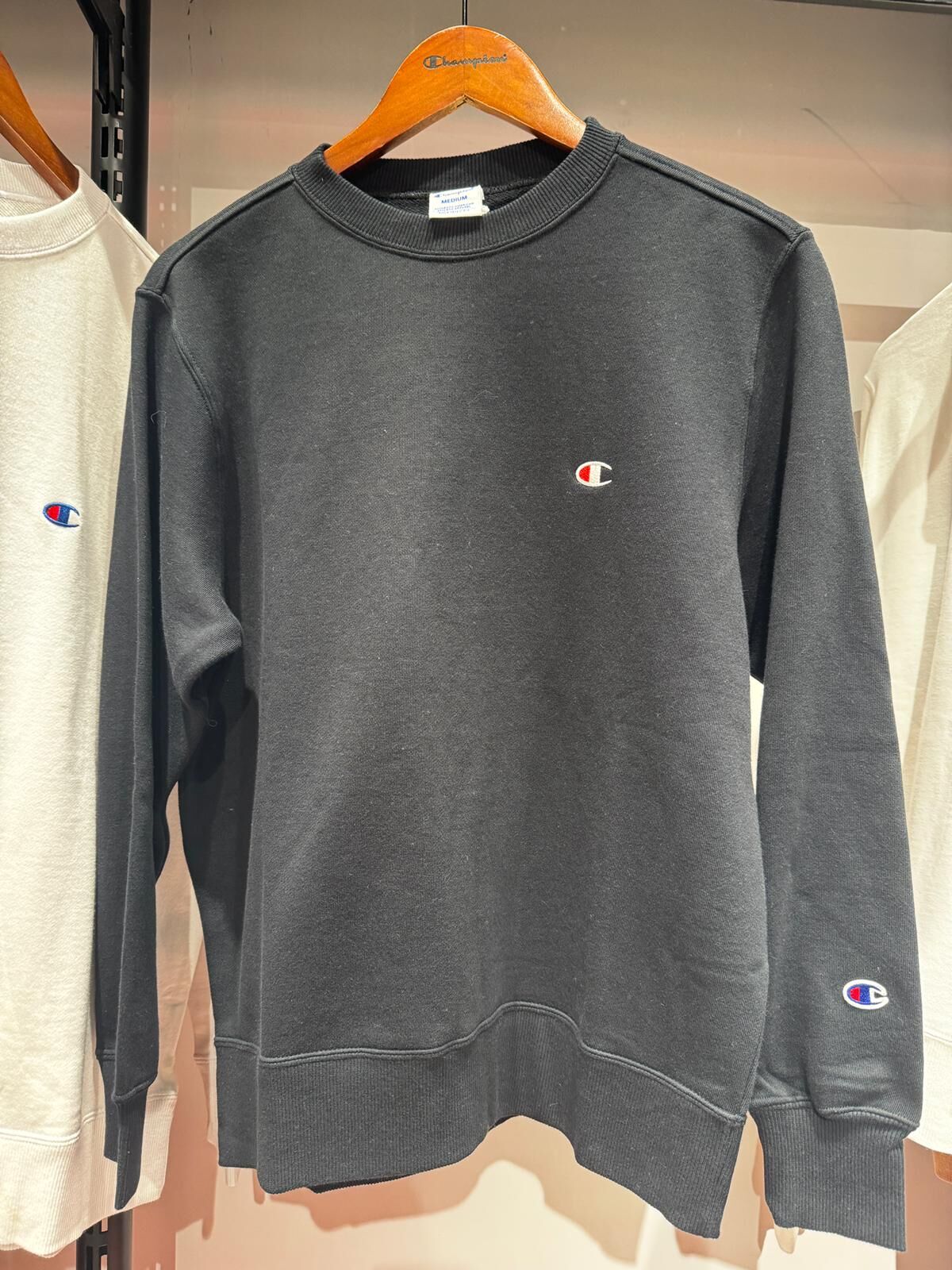 TOP-CCG0209-011 JP SMALL LOGO SWT BLACK-C3Q001 (A11S-M)