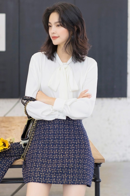 蝴蝶結綁帶珠釦雪紡襯衫 三色