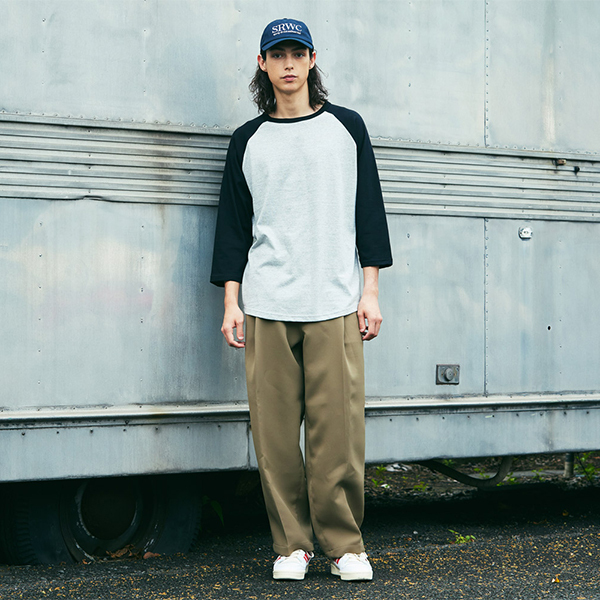 #現貨  United Athle 3504501 拼接長T