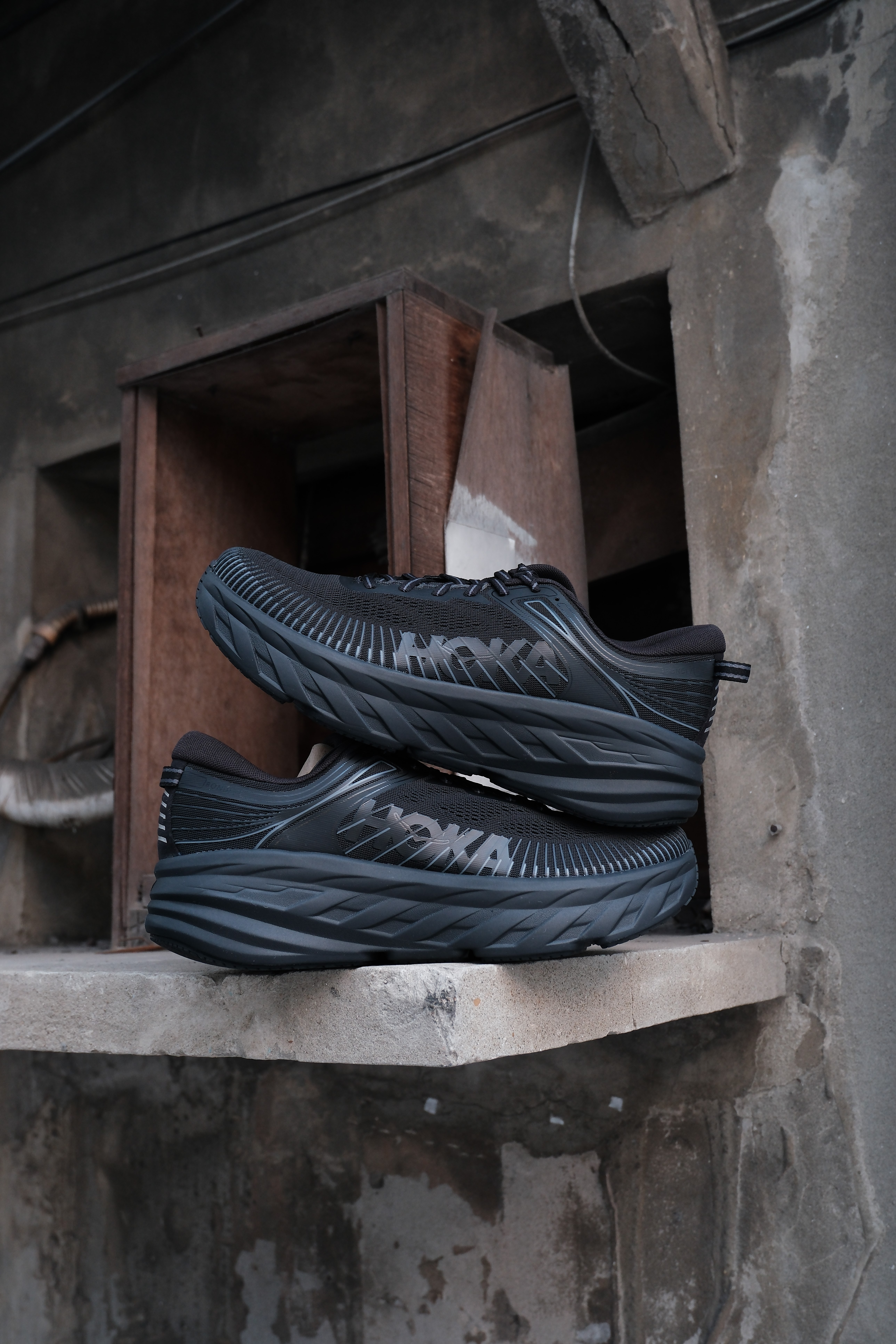 Hoka One One Bondi 7 全黑 越野慢跑鞋 HO1110518BBLC