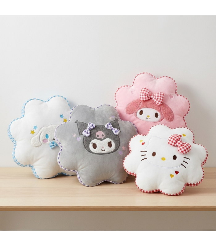 Global Sanrio 立體蝴蝶刺繡公仔花花Cushion
