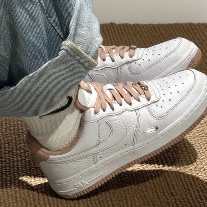 NIKE W AIR FORCE 1 '07 白粉 乾燥玫瑰 橘粉 藕粉 小銀勾 女鞋 IB6543-100