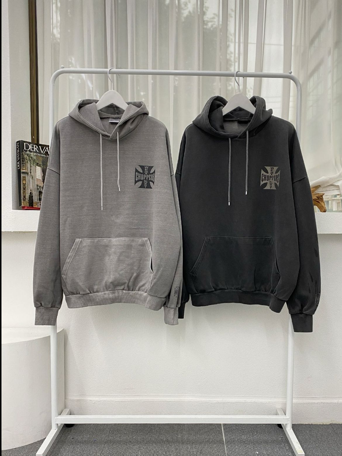 洗水英文字圖案連帽衛衣 FORCE-001T