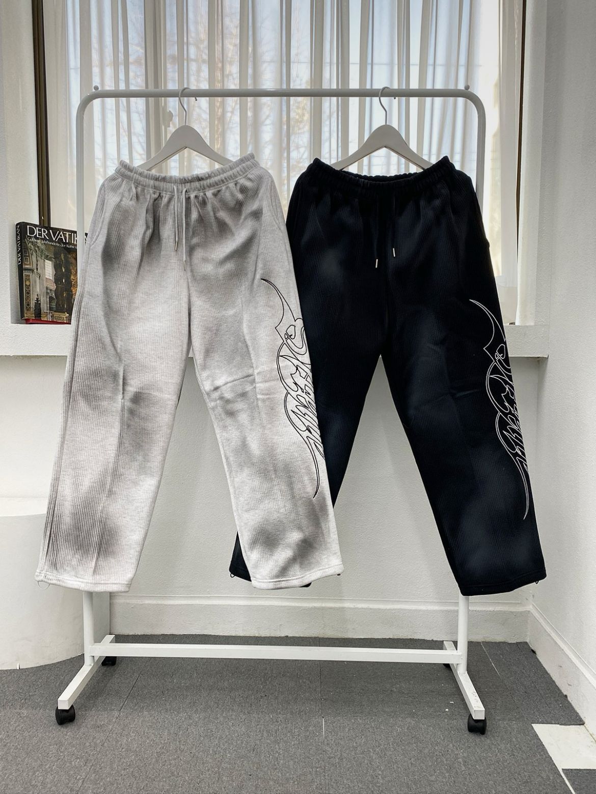 仿污英文字可束腳運動褲 FORCE-003P