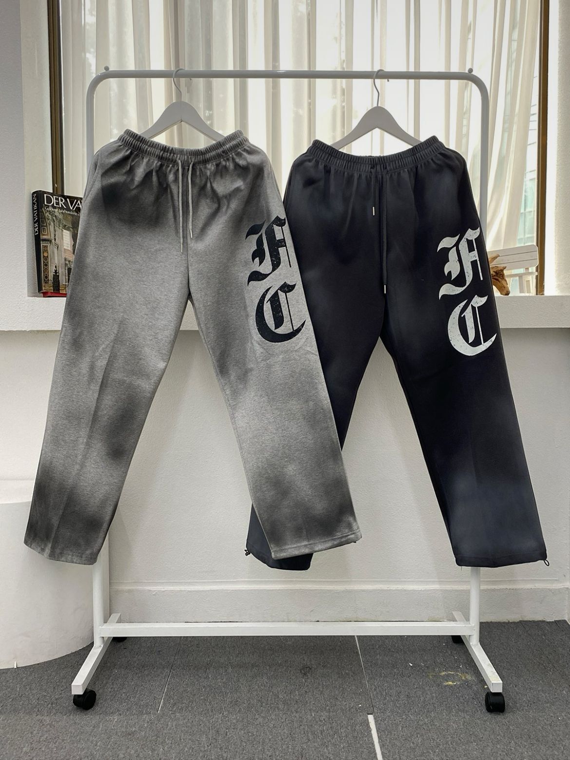 仿污英文字可束腳運動褲 FORCE-005P