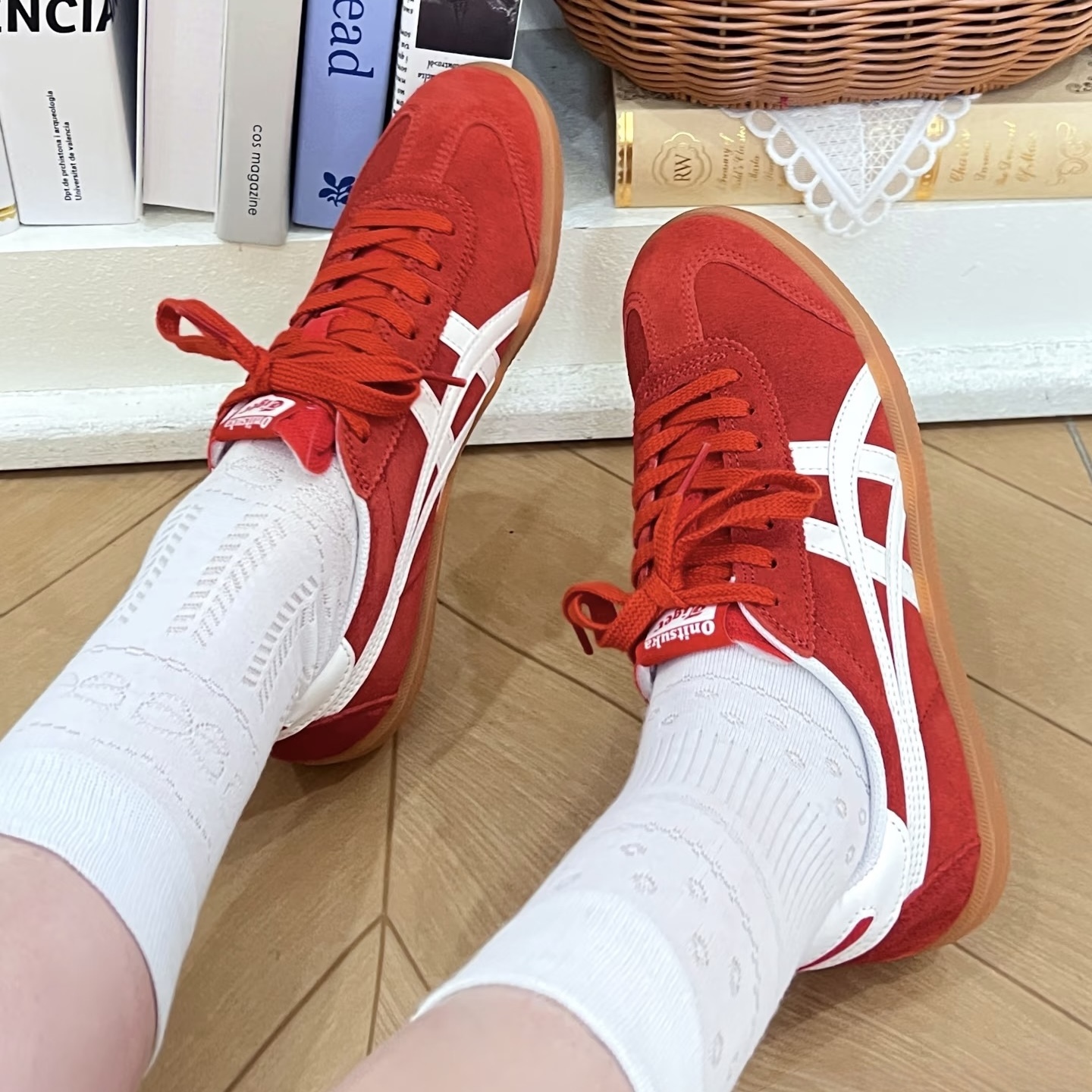 ONITSUKA TIGER