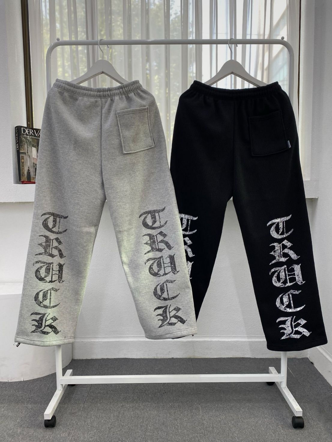 英文字可束腳運動褲 FORCE-010P