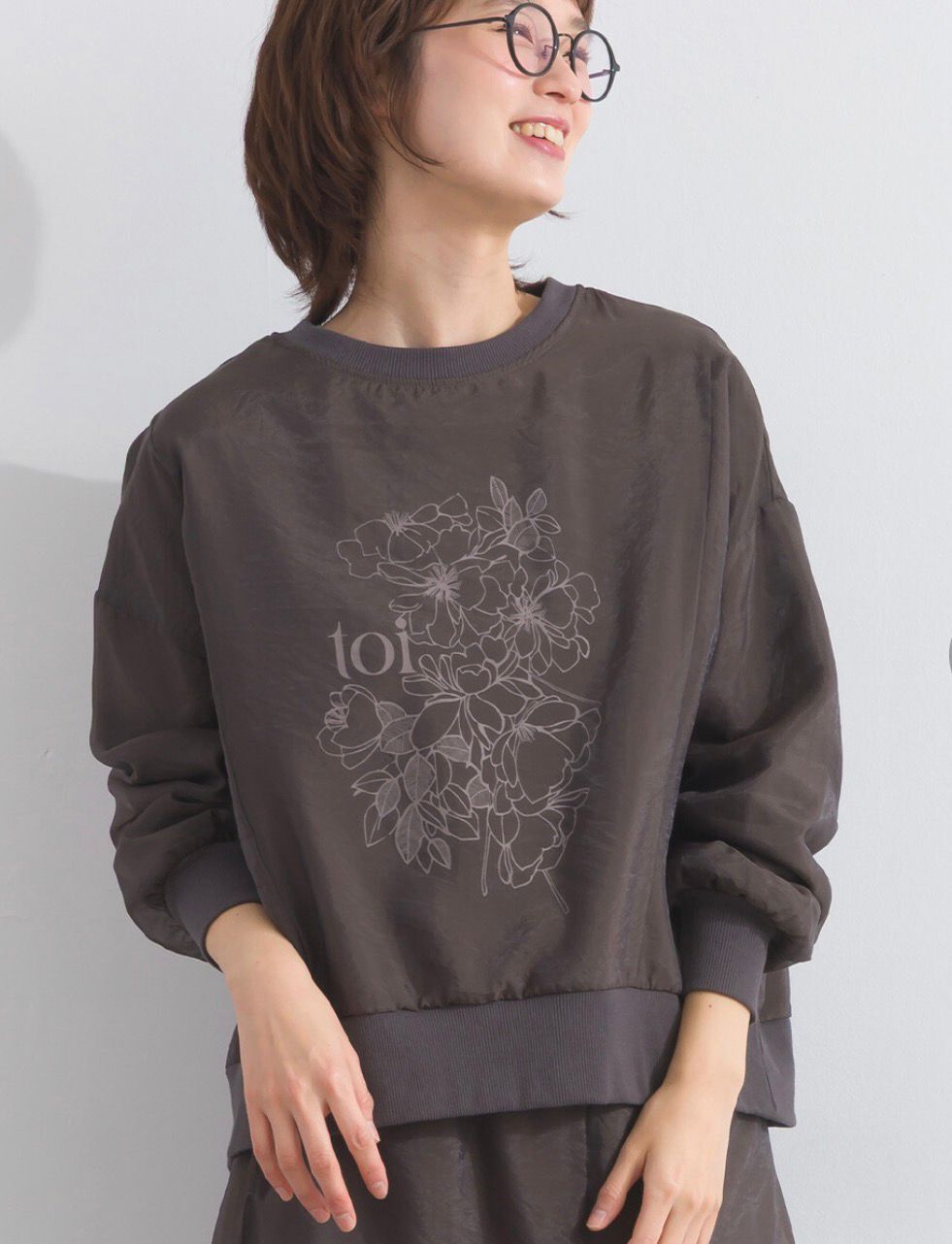 【預購】JN0209102 LUPILIEN 歐根紗拼接花束刺繡衛衣