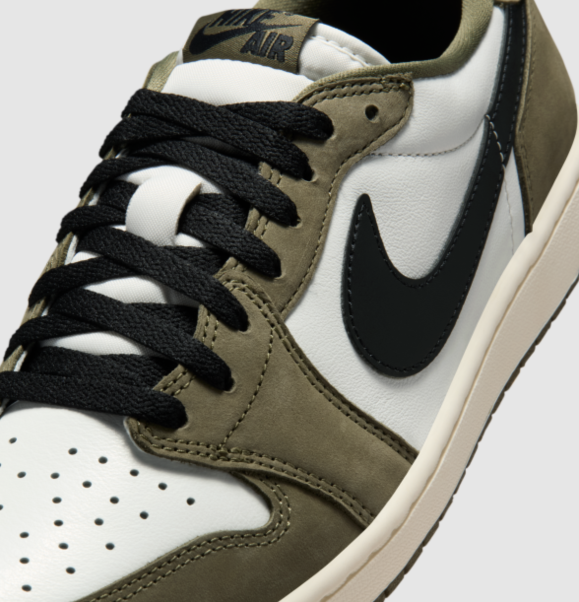 [現貨] Air Jordan 1 Retro Low "Medium Olive" | HQ6998-200