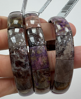 VH071 桃紅春彩手排 連 證書