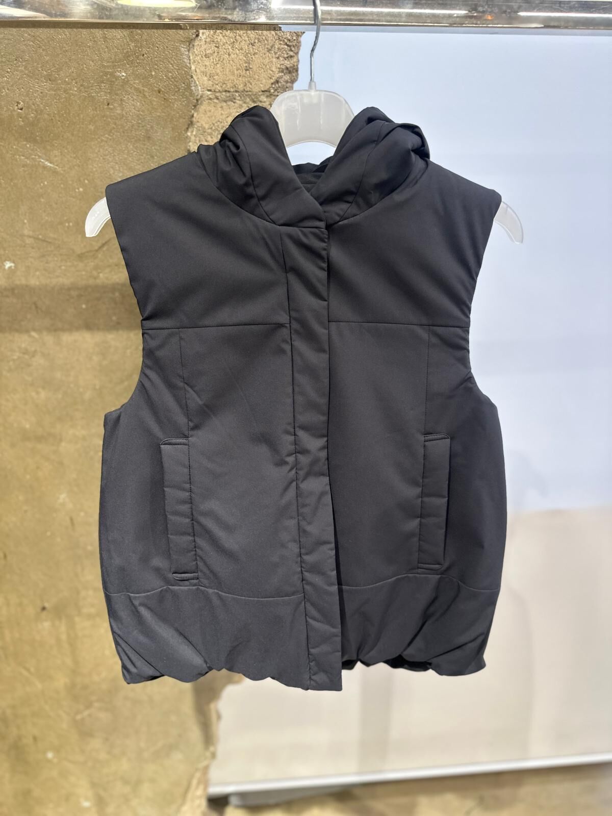 A65 韓國高溫棉雙面背心 - 黑色