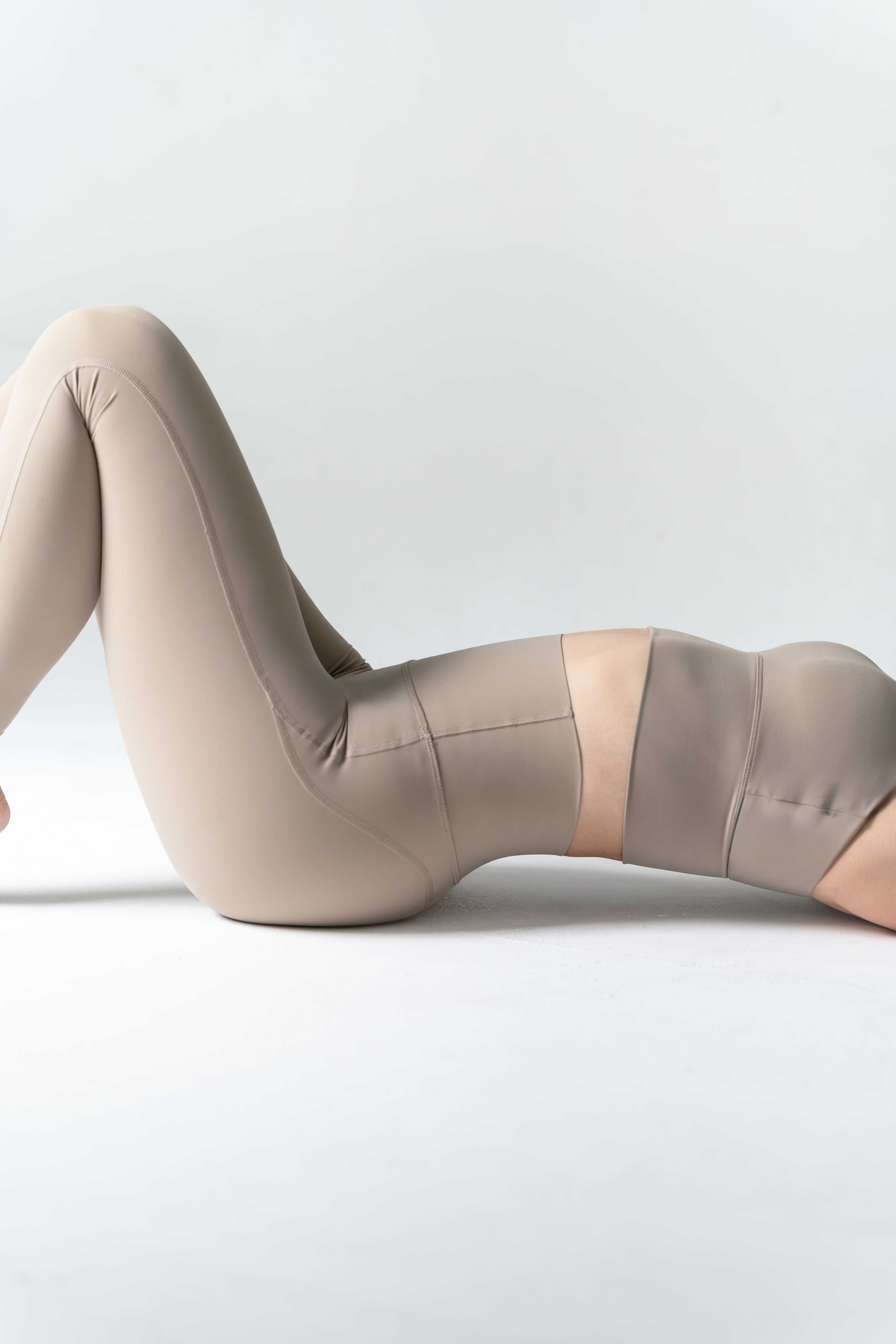 GRIP狠抓・機能壓力收腹褲 / 杏