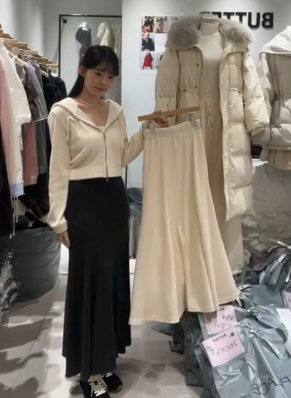 BU5502 窩夫格紋魚尾裙 *特價* (充值購物金不適用)