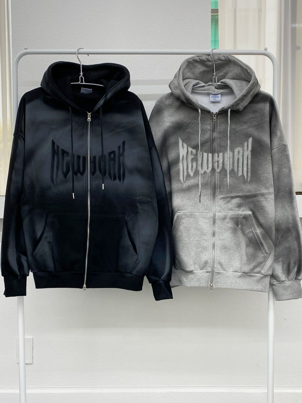 仿污英文字連帽拉鍊外套 FORCE-017JK