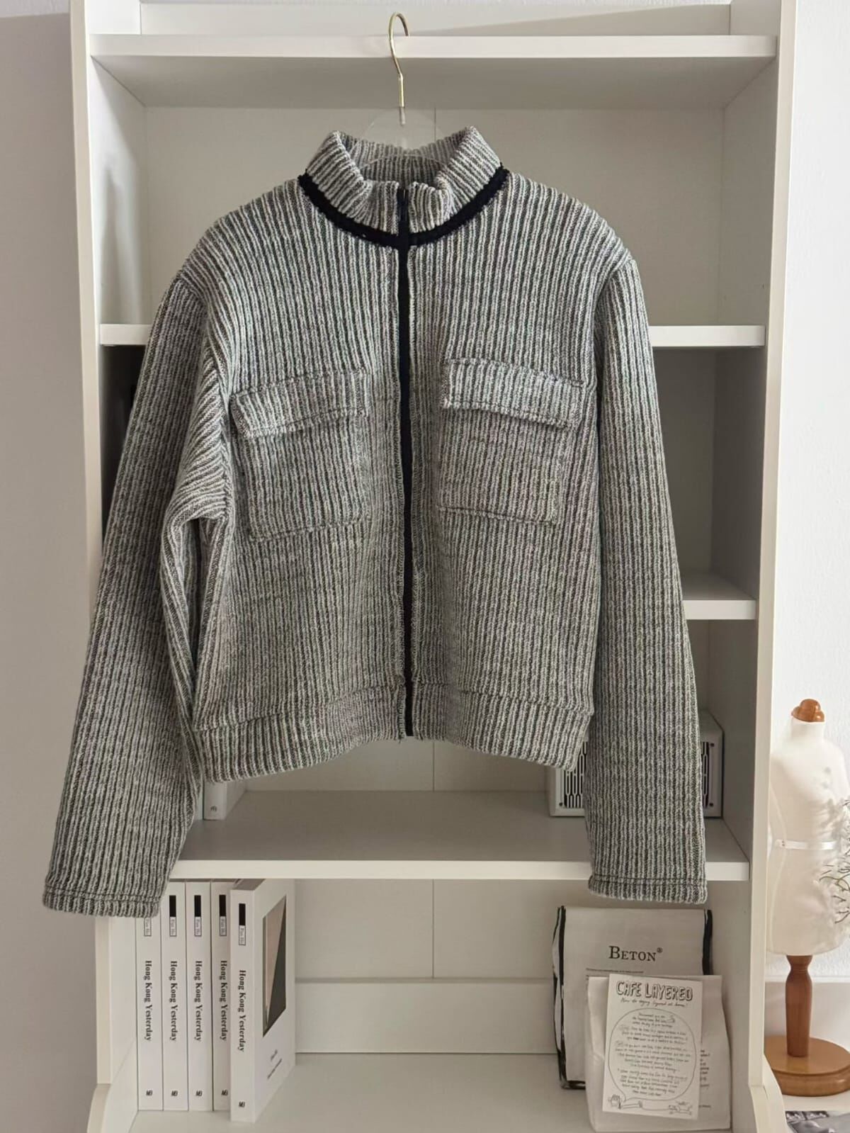 BU5507 羊毛坑紋針織口袋外套 *特價* (充值購物金不適用)