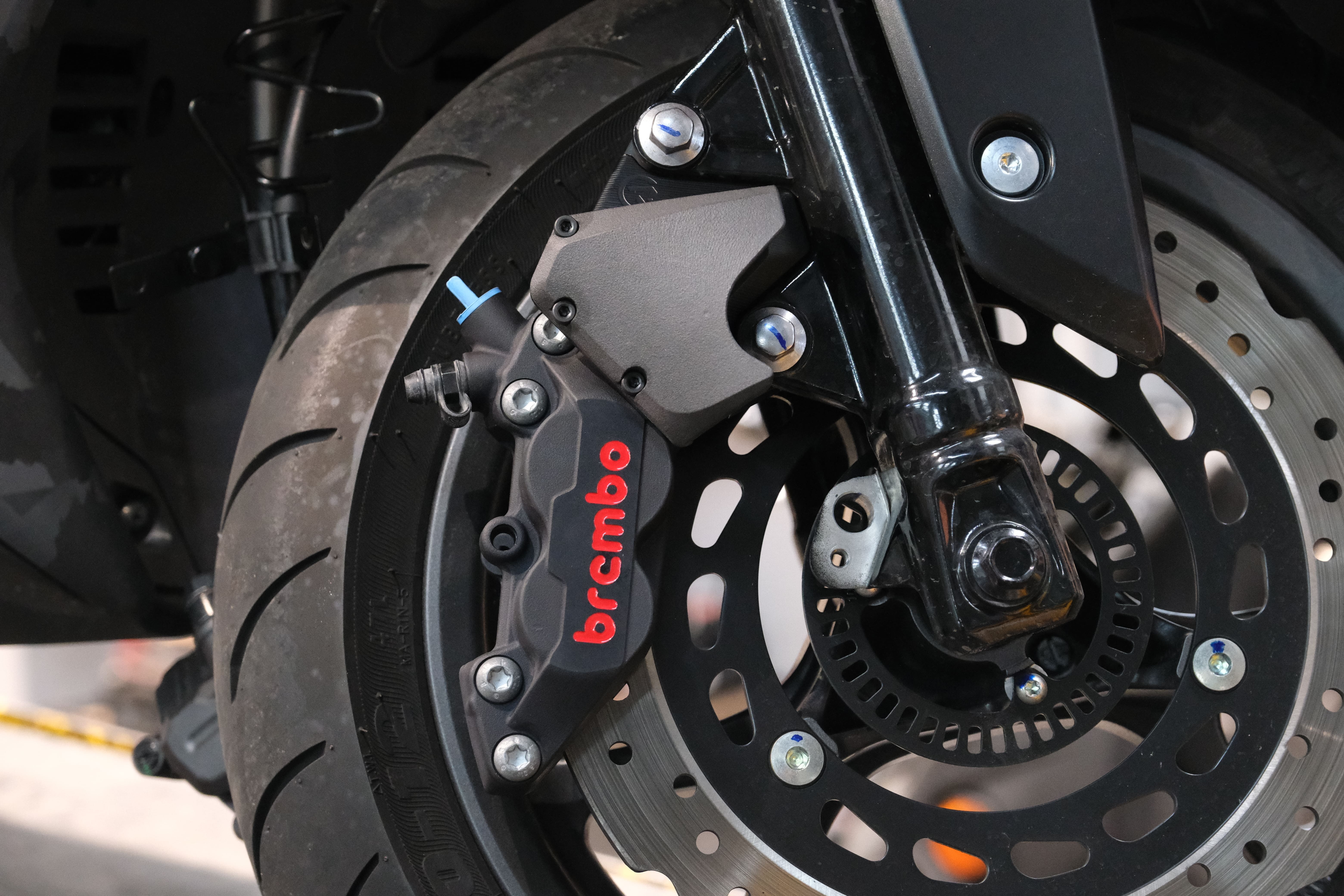 暴力虎 七代戰專用 對四卡座 導風罩