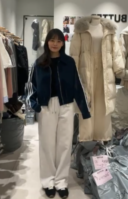 BU5513 PU蛋白皮暗紋運動款外套 *特價* (充值購物金不適用)