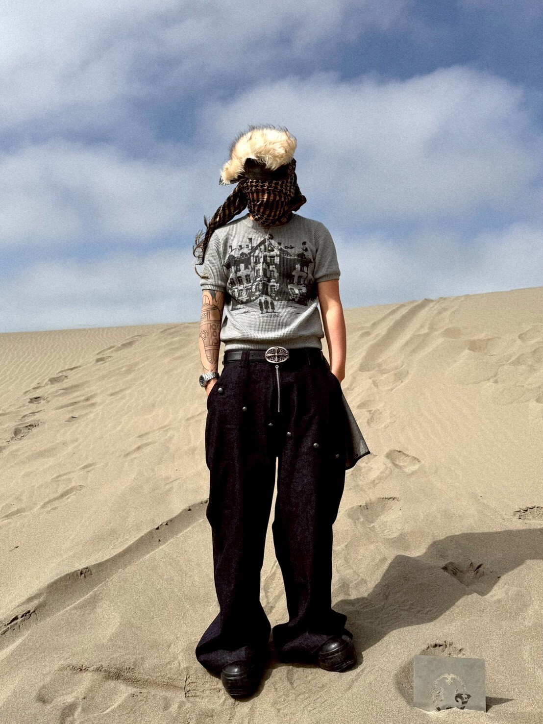 Orphans Club 華夫格 亨利領卯釘釦 大房子Logo份量感短袖 ‘’ Waffle Knit Snap-Button Henley Tee ‘’