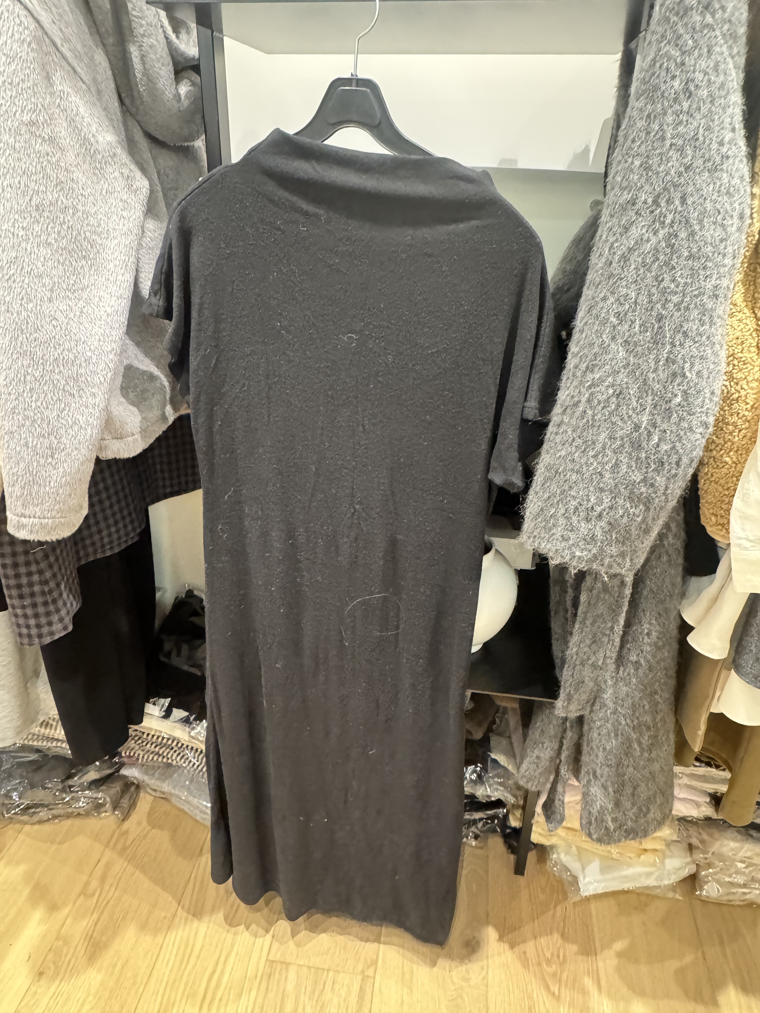 MG67胸40-54 長 44.5 腰 37-50 hip42-58$499