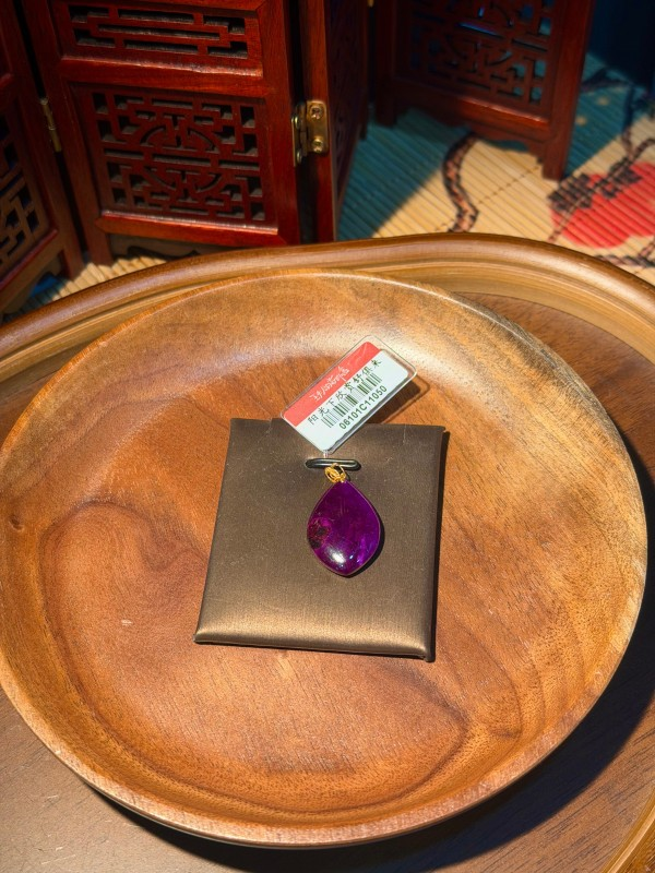 PU95 凝膠紫舒俱萊18K金裸石吊墜 (06101C11050)