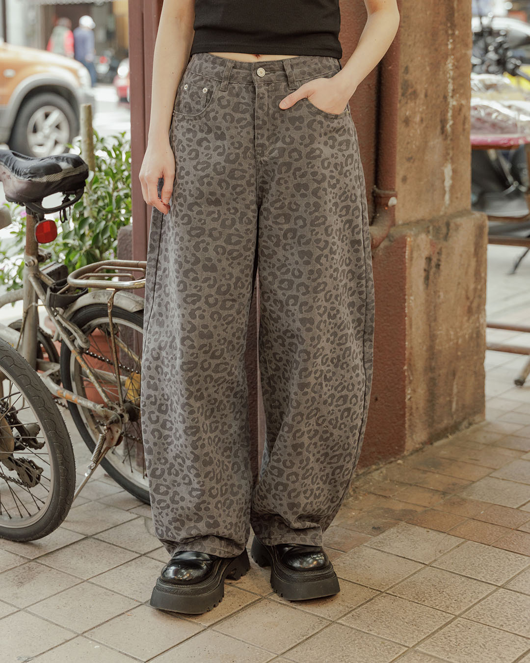 洗水豹纹设计茧型斜纹长裤 XS/S/M/L【04011862】现+预