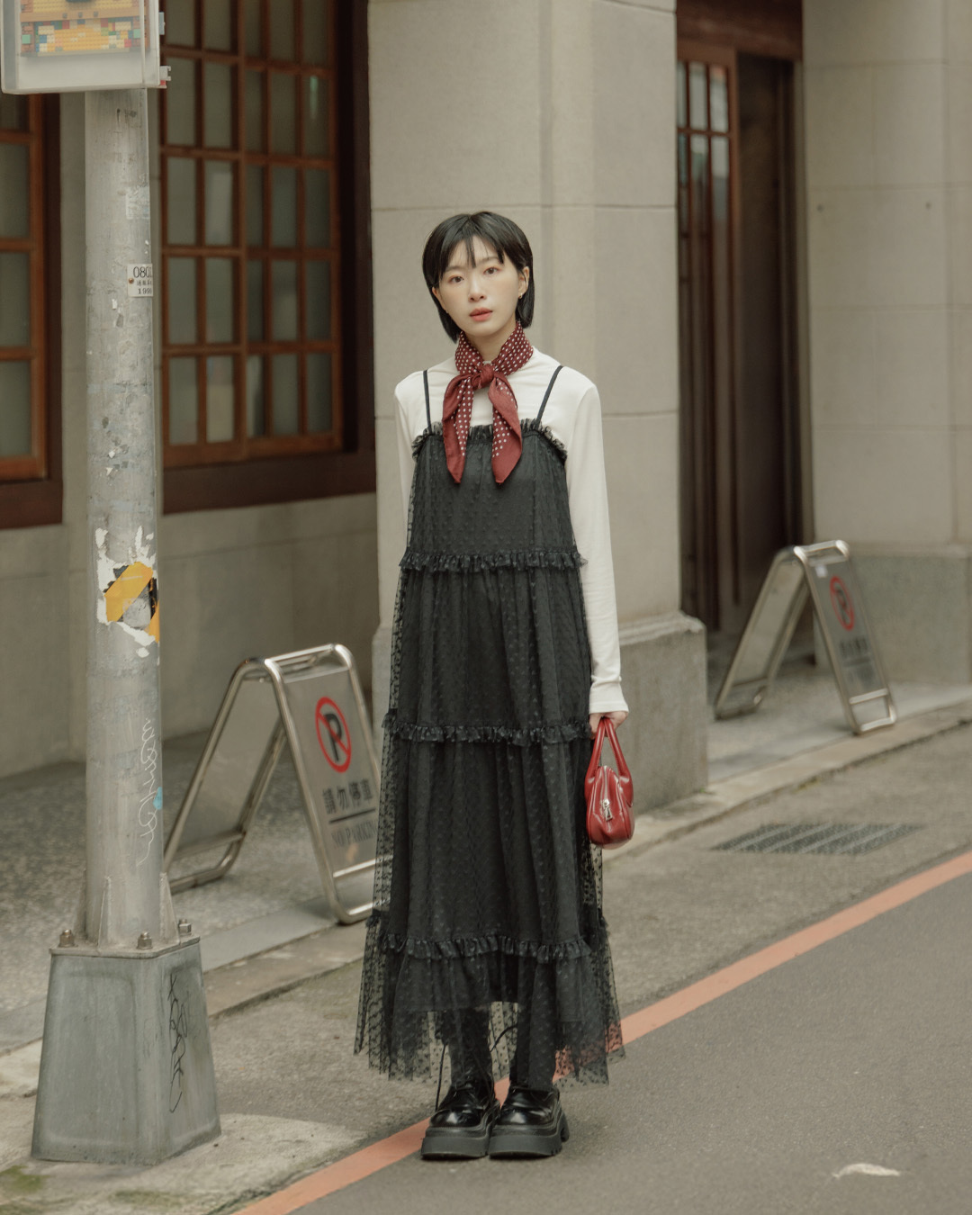 爱心缇花网纱细肩蛋糕长洋装 三色售【01087256】现+预