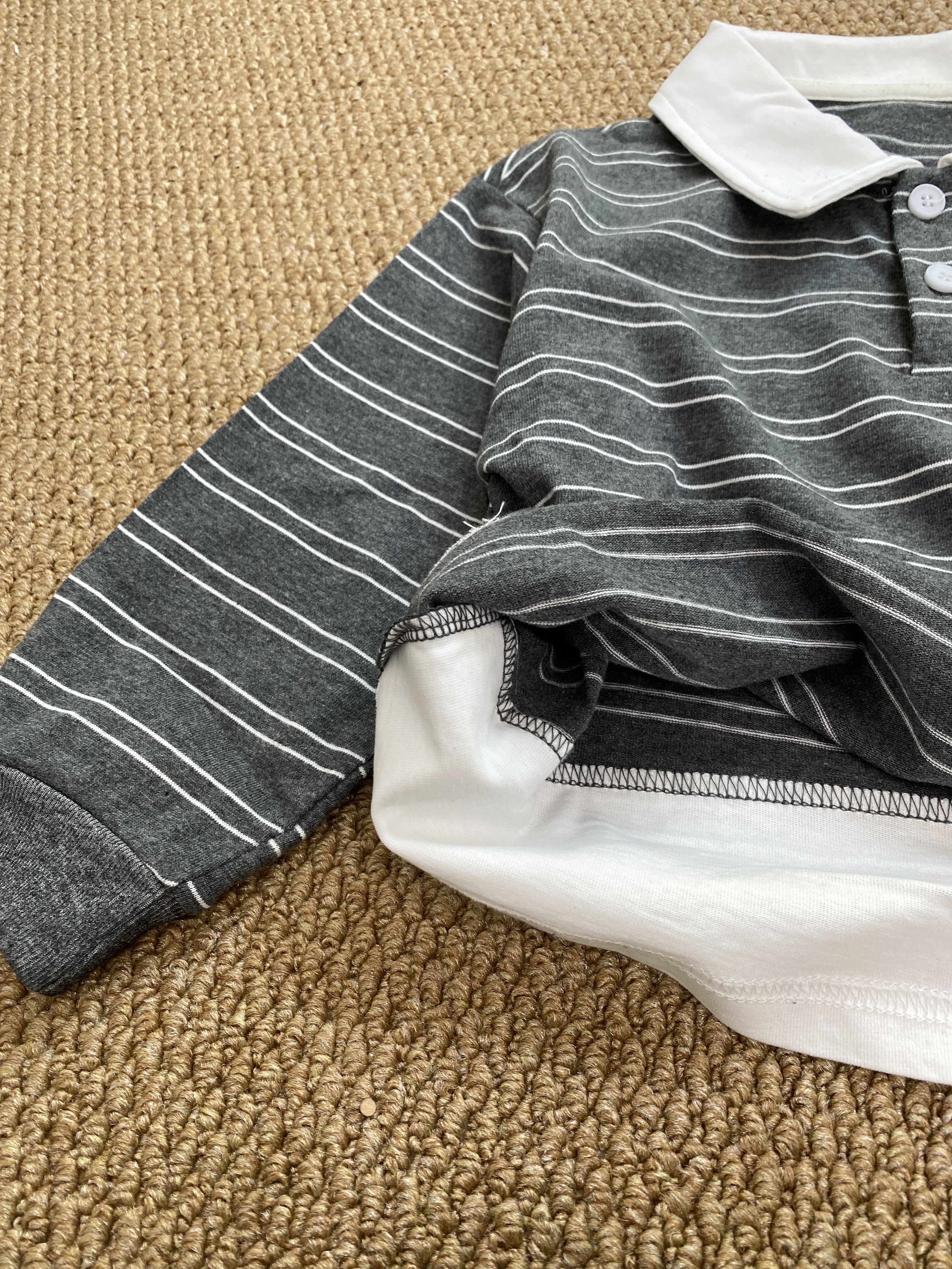 A04243 POLO領細條紋上衣