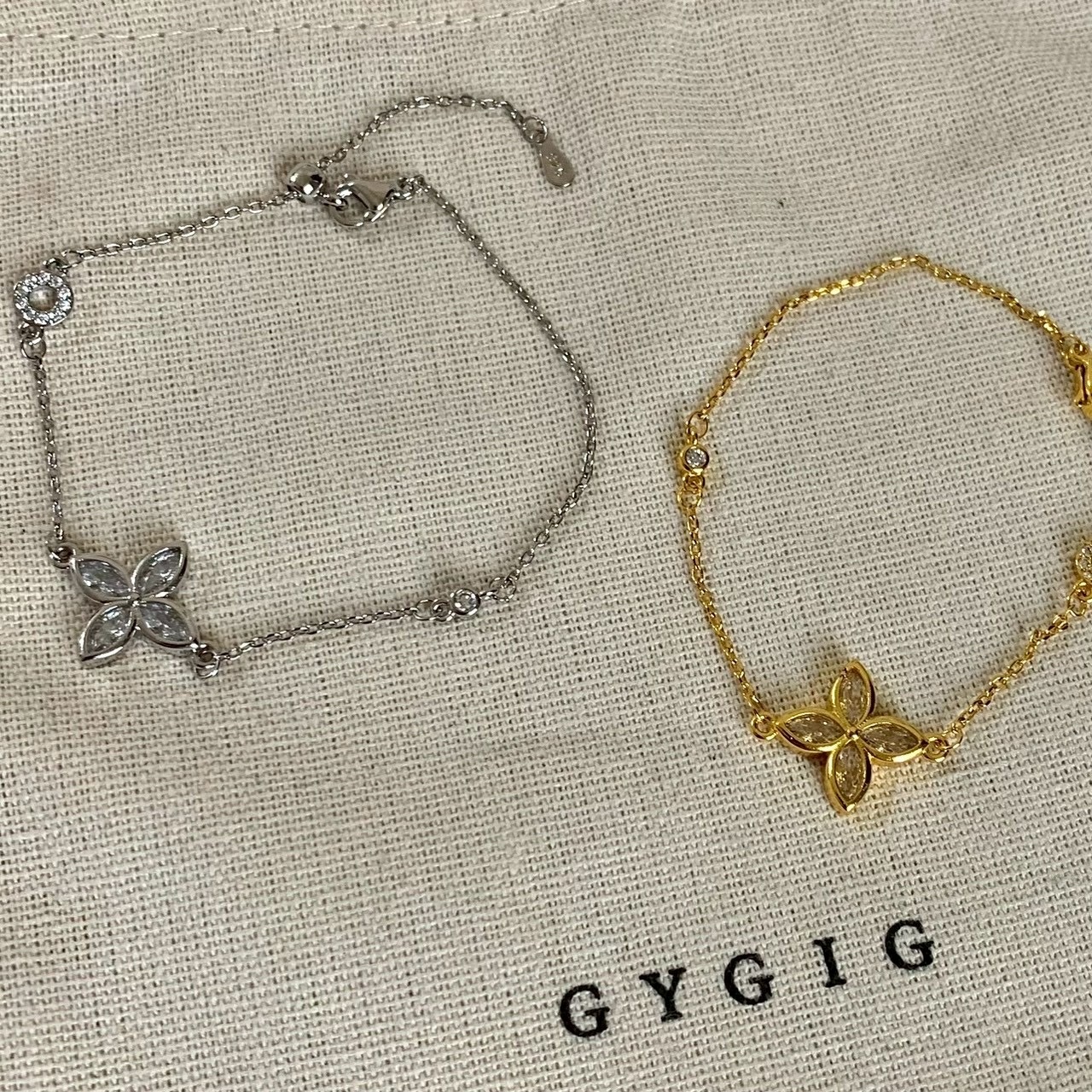 Gy”alluring金銀老花點鑽環/抽拉式手鍊