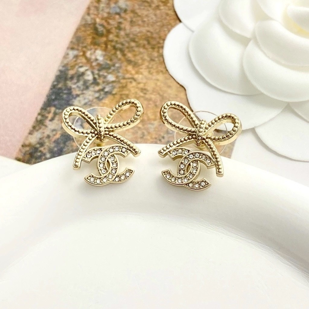 18k 香奶奶”25k緞帶蝴蝶結雙c鑽高奢定製耳釘