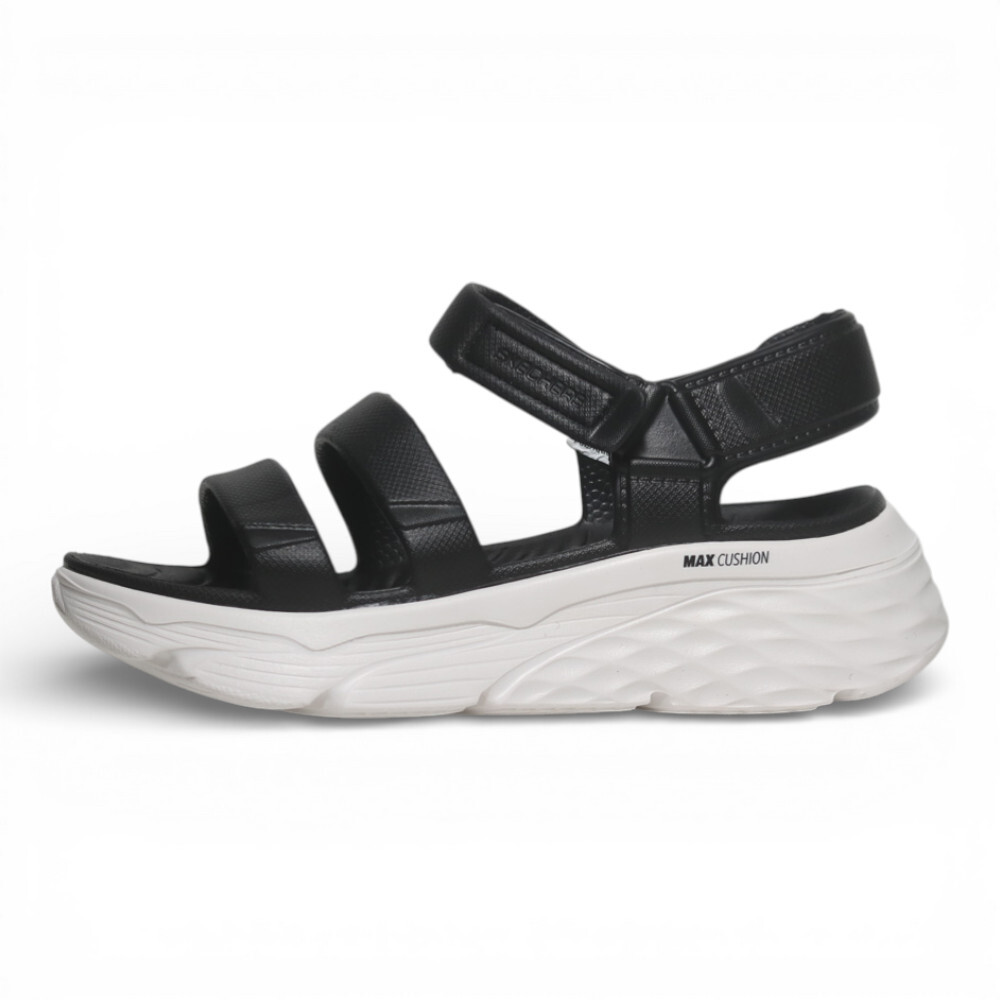 SKECHERS 涼鞋 MAX CUSHIONING AURA 黑白 防水 厚底 涼拖鞋 女 111126BKW