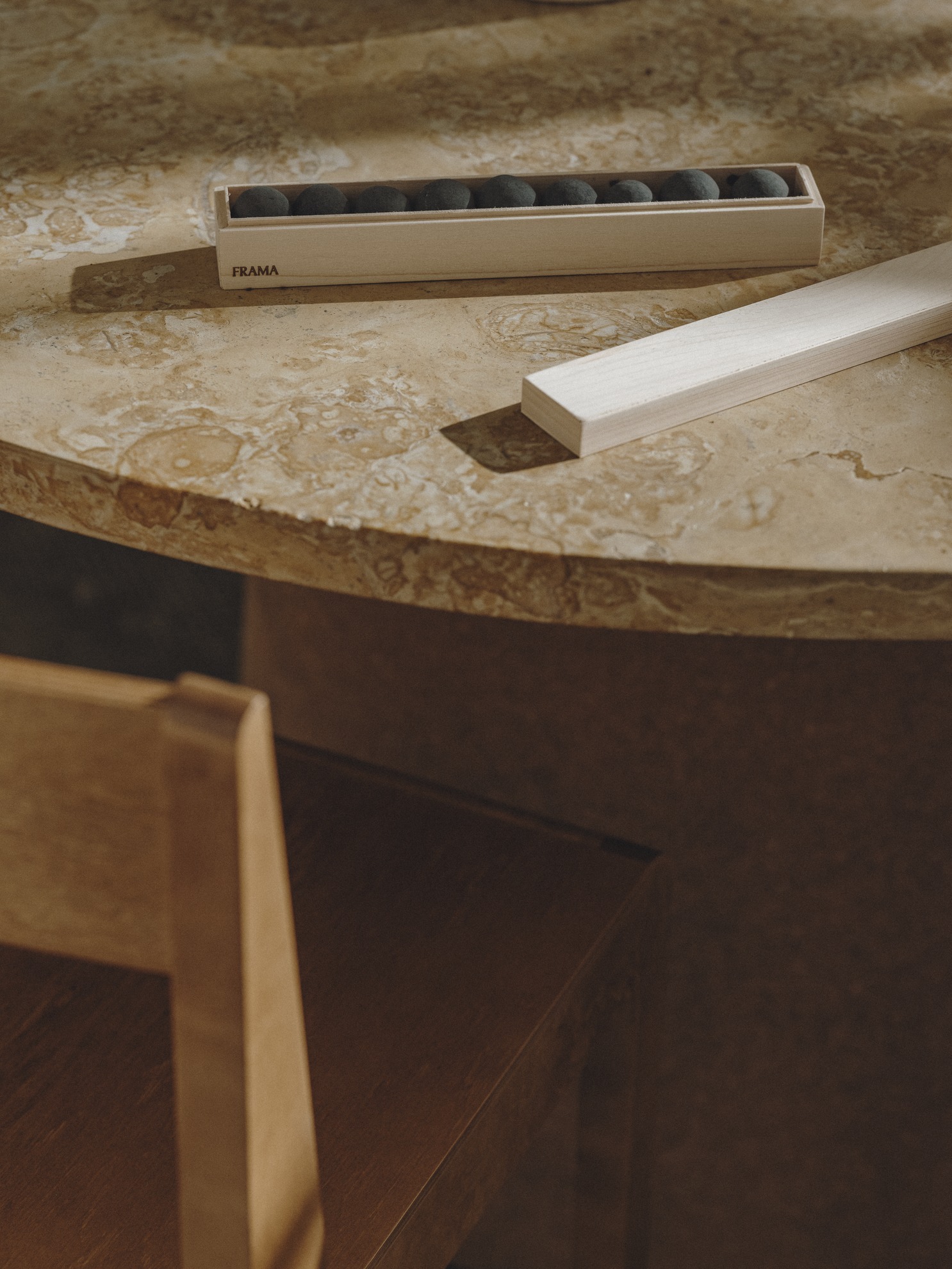 黑炭土球木盒擴香＿Deep Forest（預購）