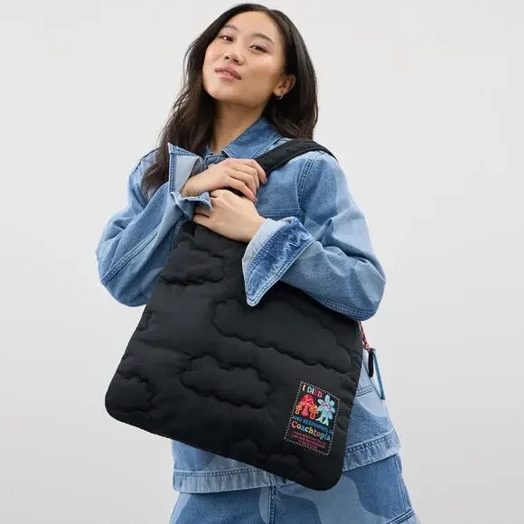 【直播】K021003 Coach Coachtopia Loop Flat 手提包