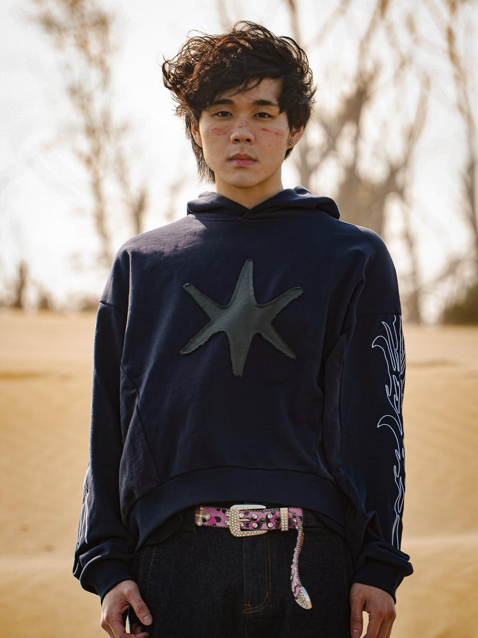 WBI 26AW DUSTLINE 刺繡 長袖 連帽衫 帽T 深藍