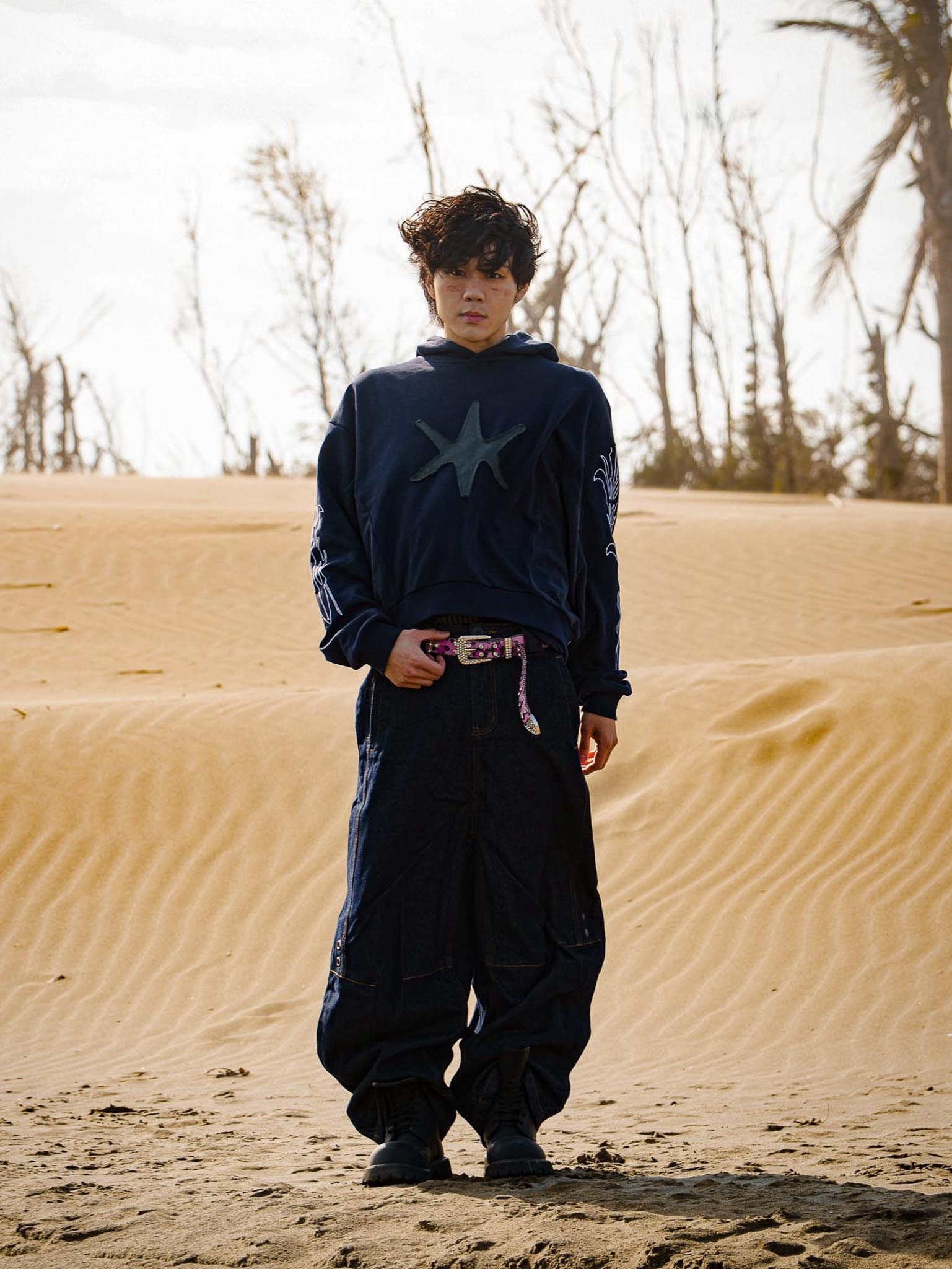 WBI 26AW DUSTLINE 刺繡 長袖 連帽衫 帽T 深藍