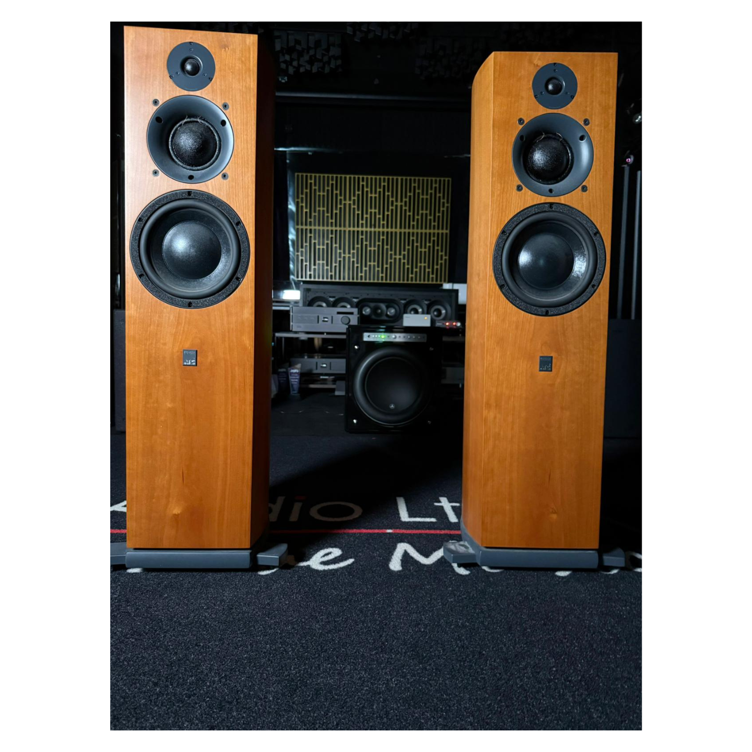 ATC SCM 40 座地揚聲器 (二手)