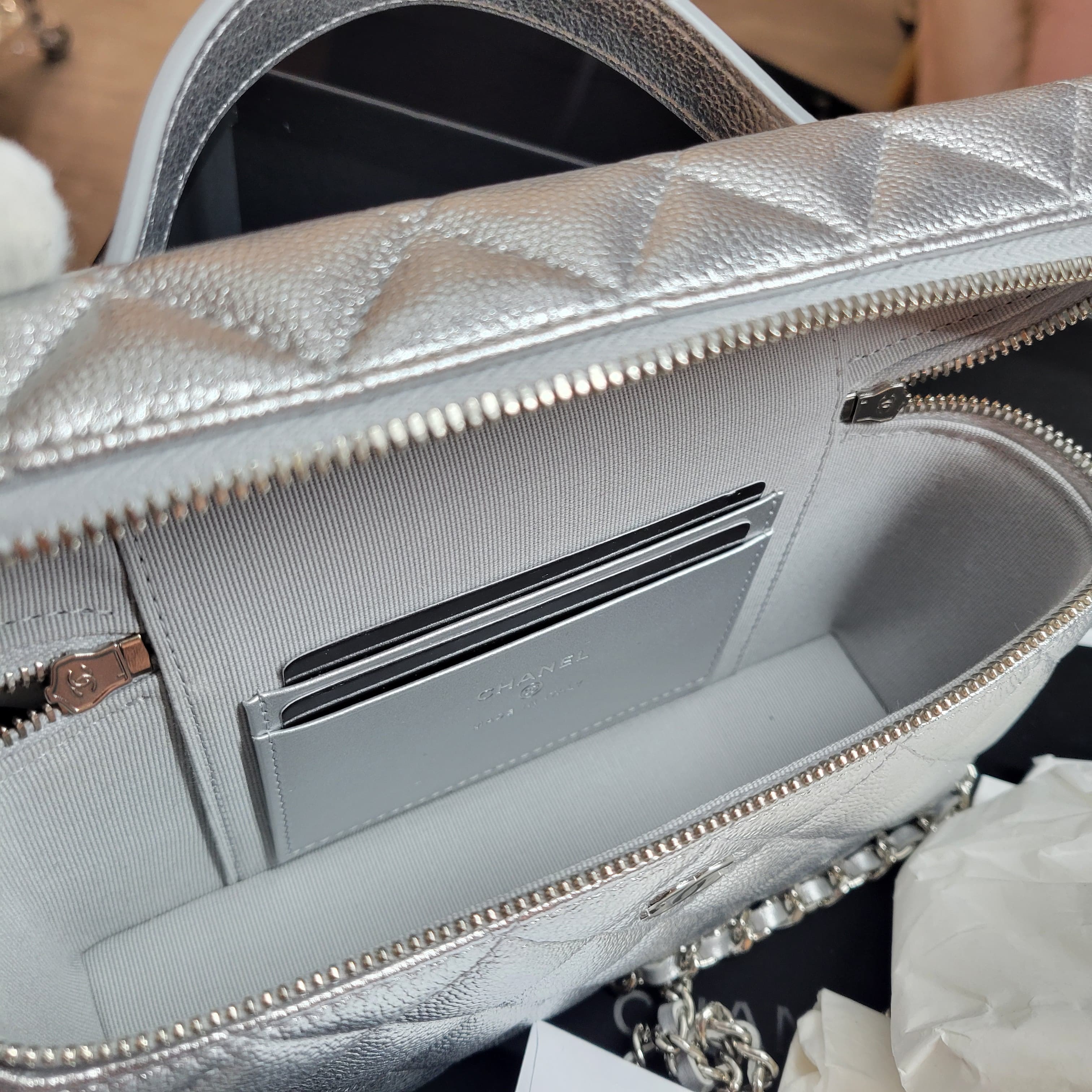 CHANEL AP4385 CAVIAR SILVER 19CM 淺銀色