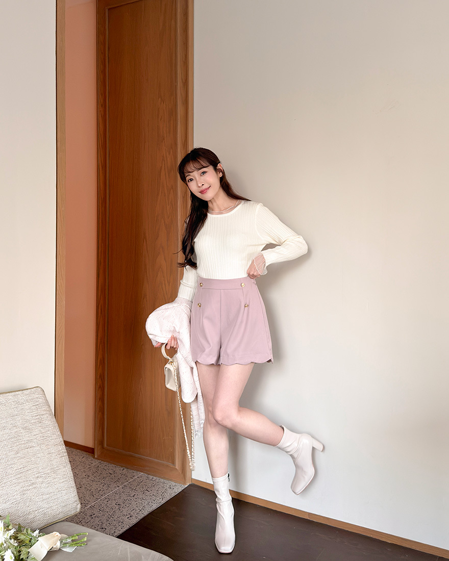 LINA LINA微甜記事造型金釦花邊後鬆緊短褲-優美粉
