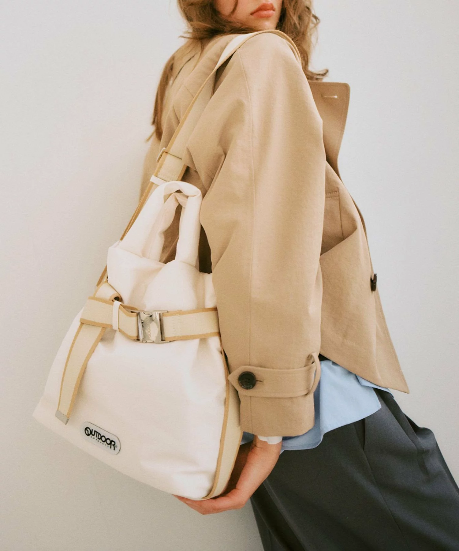 [預購] OUTDOOR 聯名 VIS 限定款 2WAY 腰帶加厚手提托特包 預約5 月中出貨