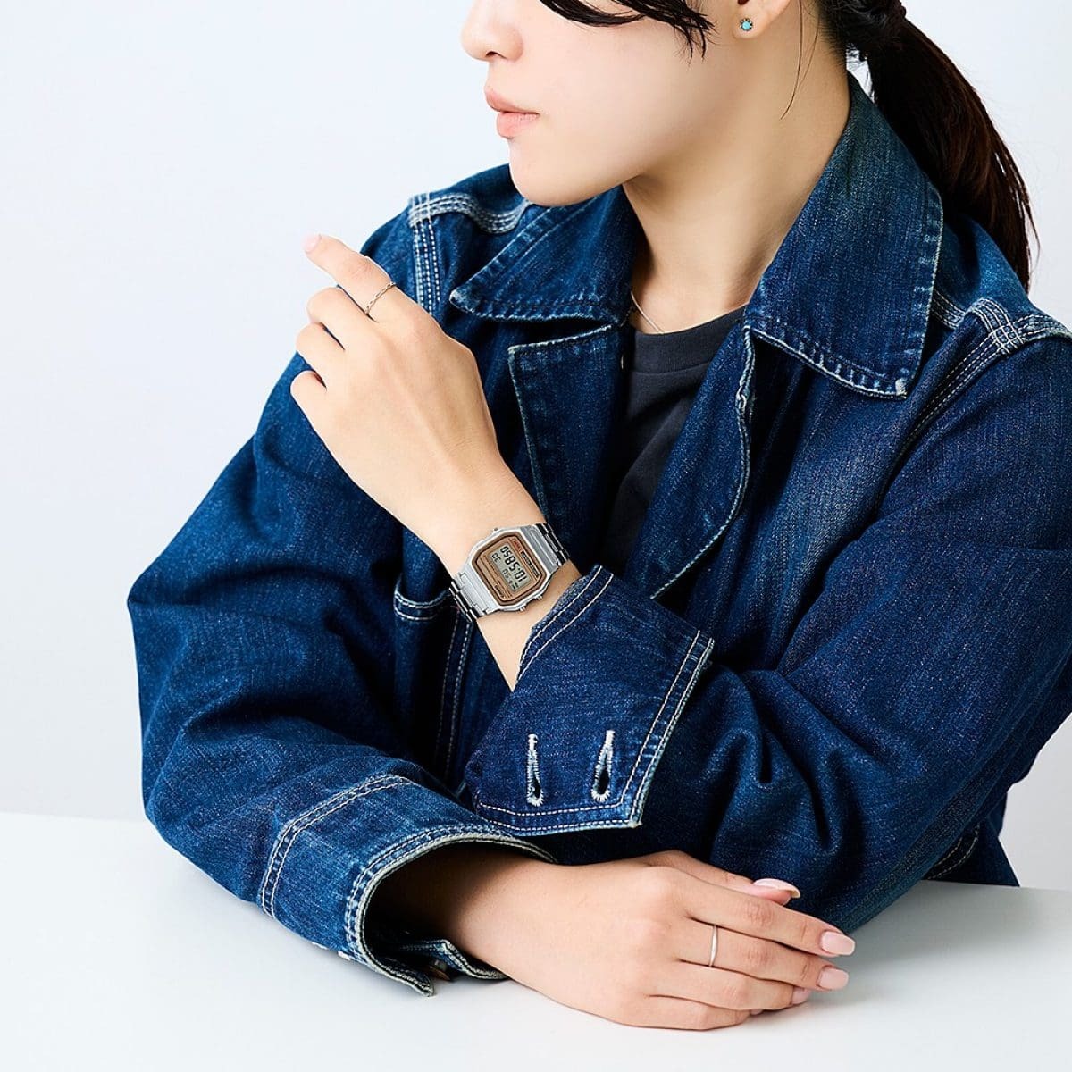 Casio A158WEA-9 中裝 銀色啡面 方形復古跳字錶