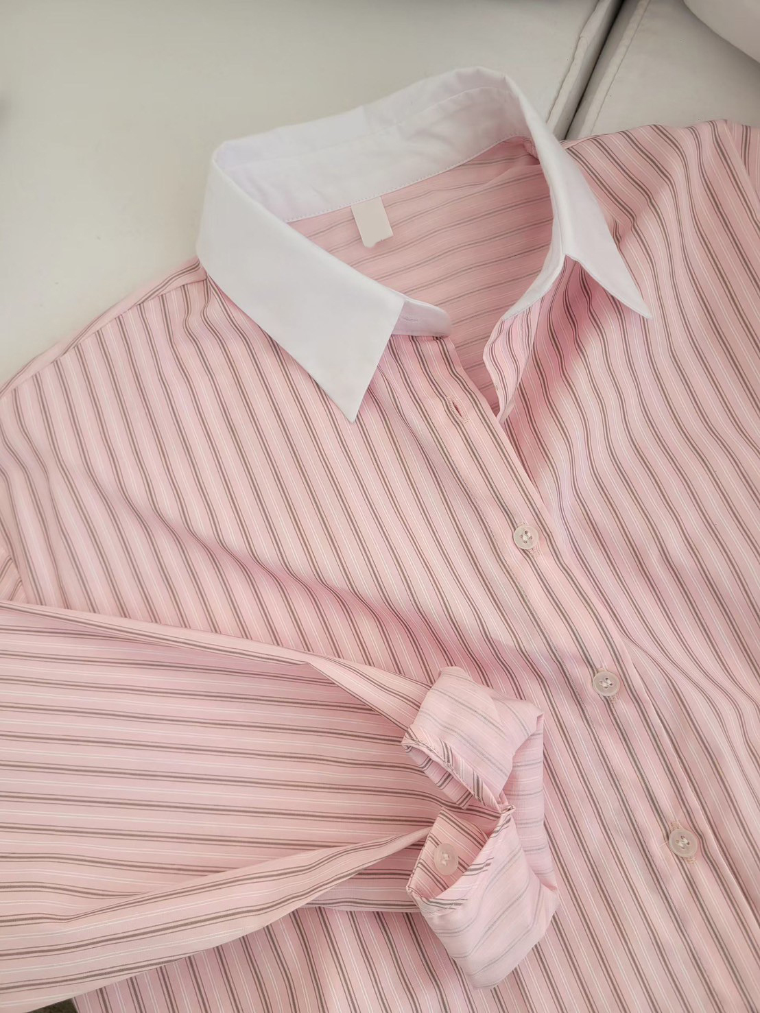 白色領片配色雙線直條紋排釦襯衫上衣 / 2色