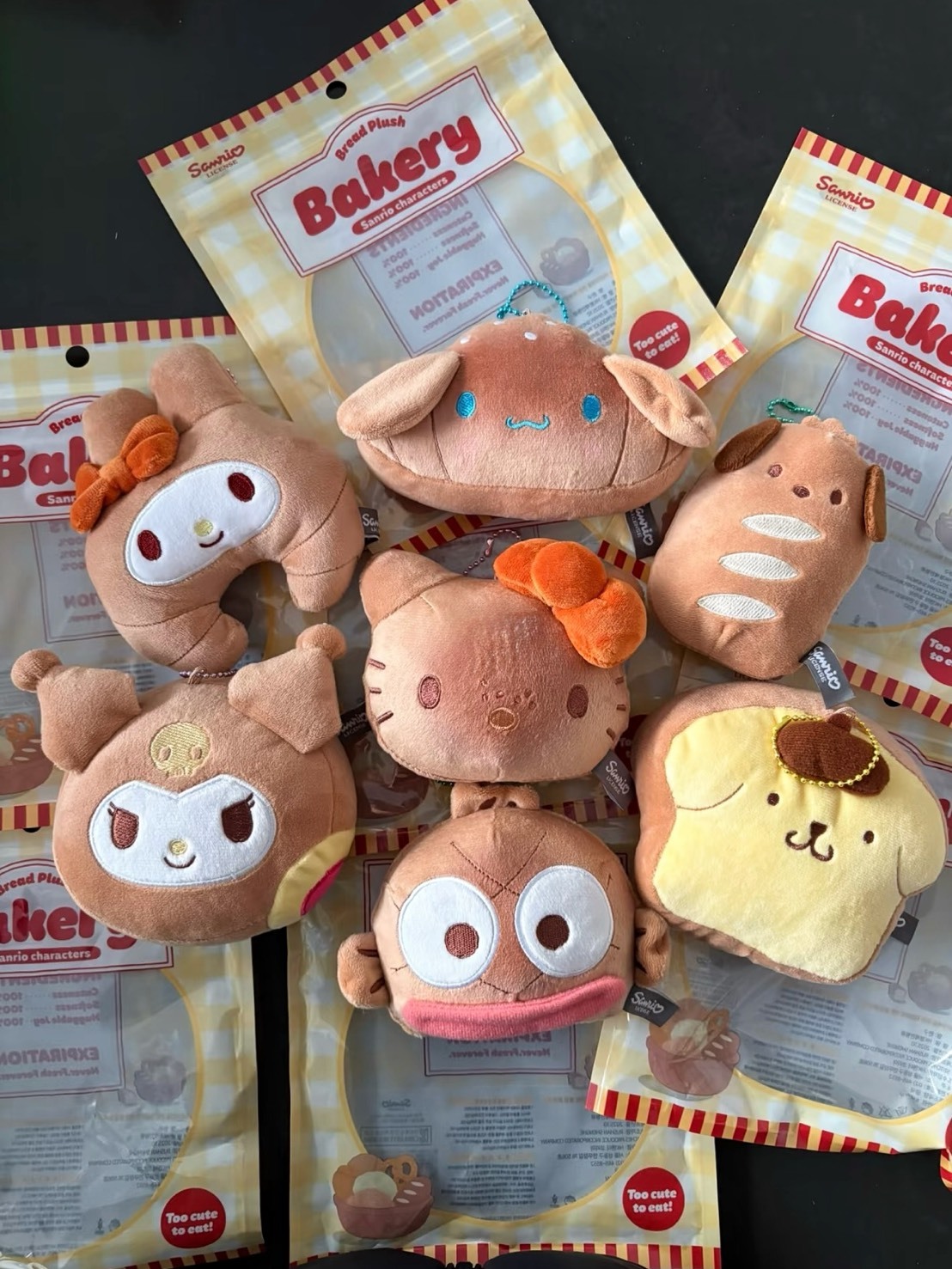 韓國快閃限定🇰🇷 SANRIO 三麗鷗 BAKERY系列 麵包 毛絨吊飾