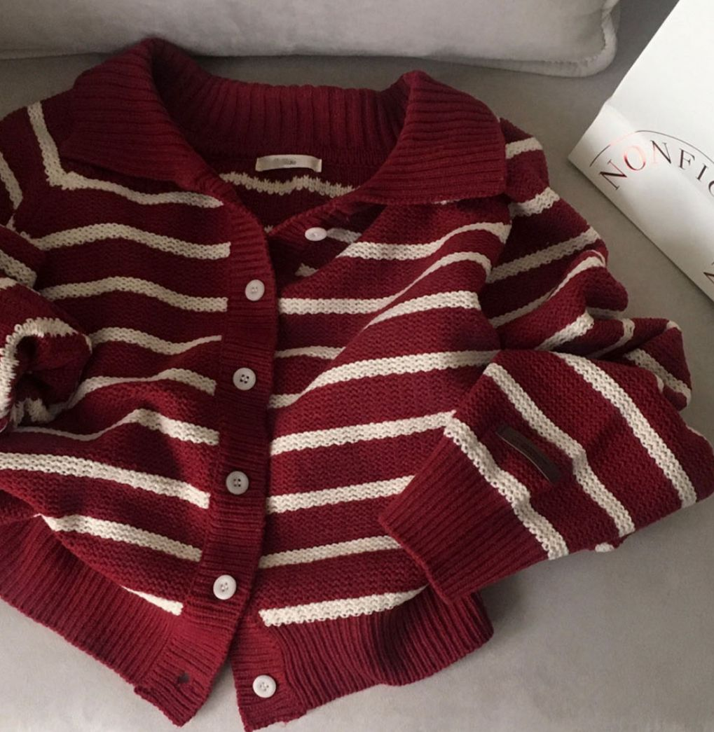 排鈕橫間針織上衣(紅色)