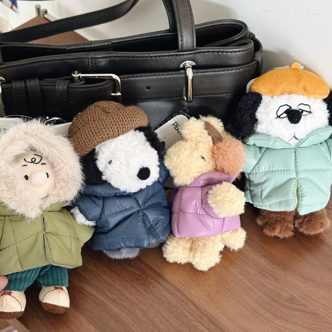 #現貨供應 PEANUTS 史努比 冬日絨裝系列 吊飾娃娃