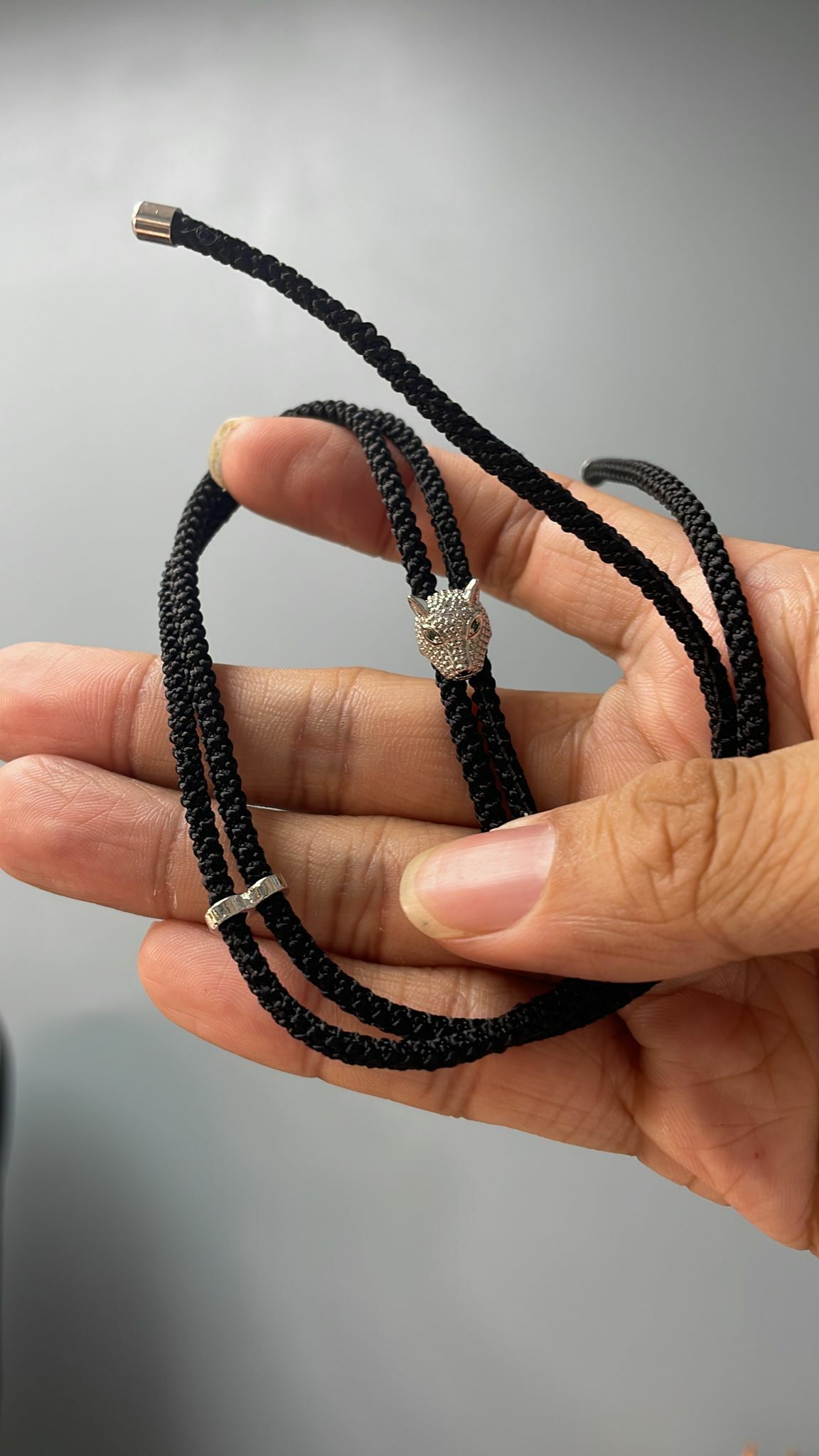 HOT-LLG0210-013 銀色豹頸吊咀麻繩頸鏈 (A13)