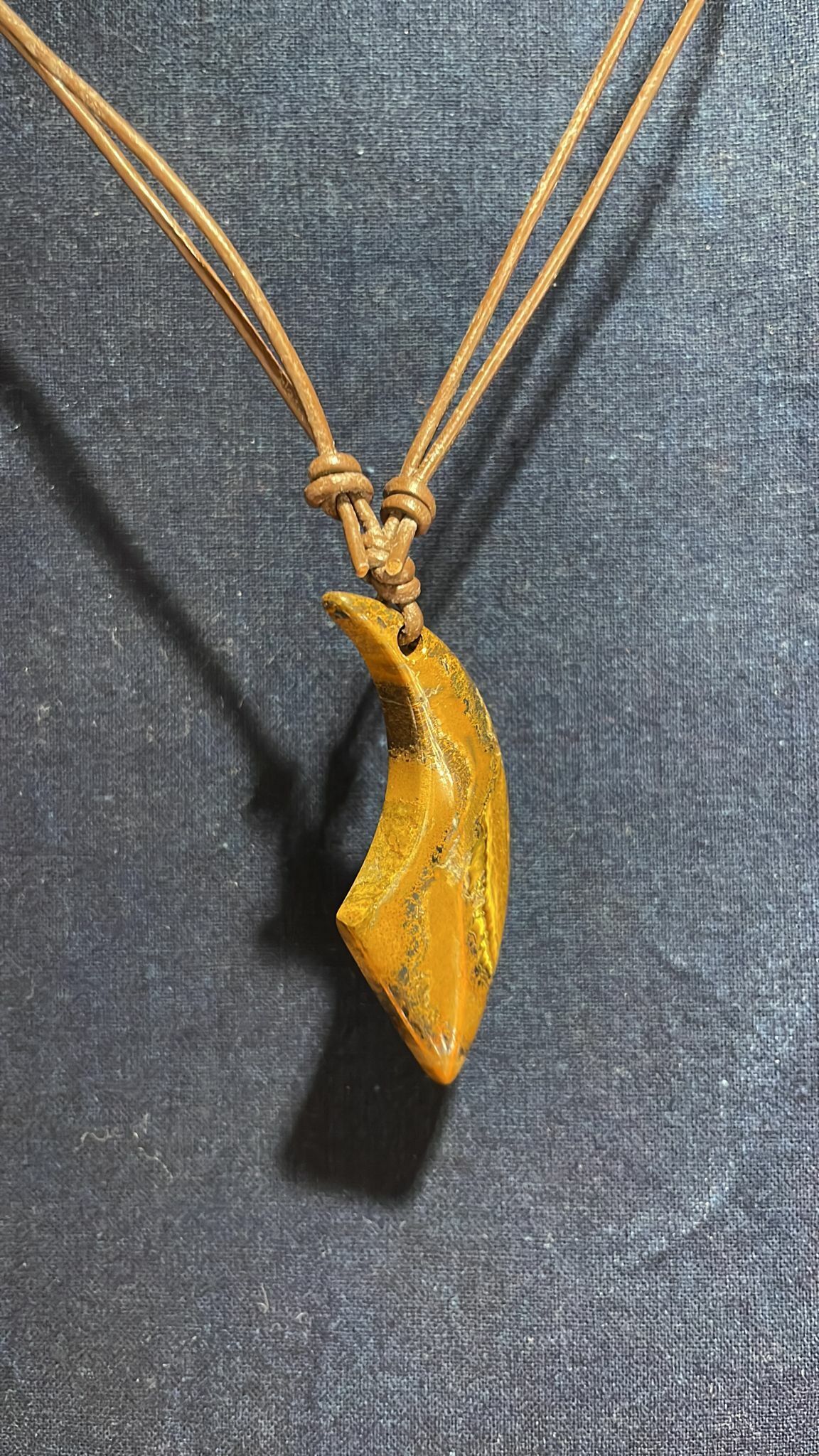 HOT-LLG0210-143 MIXX 木紋 半月 頸鏈 免疫力向上 (A143)