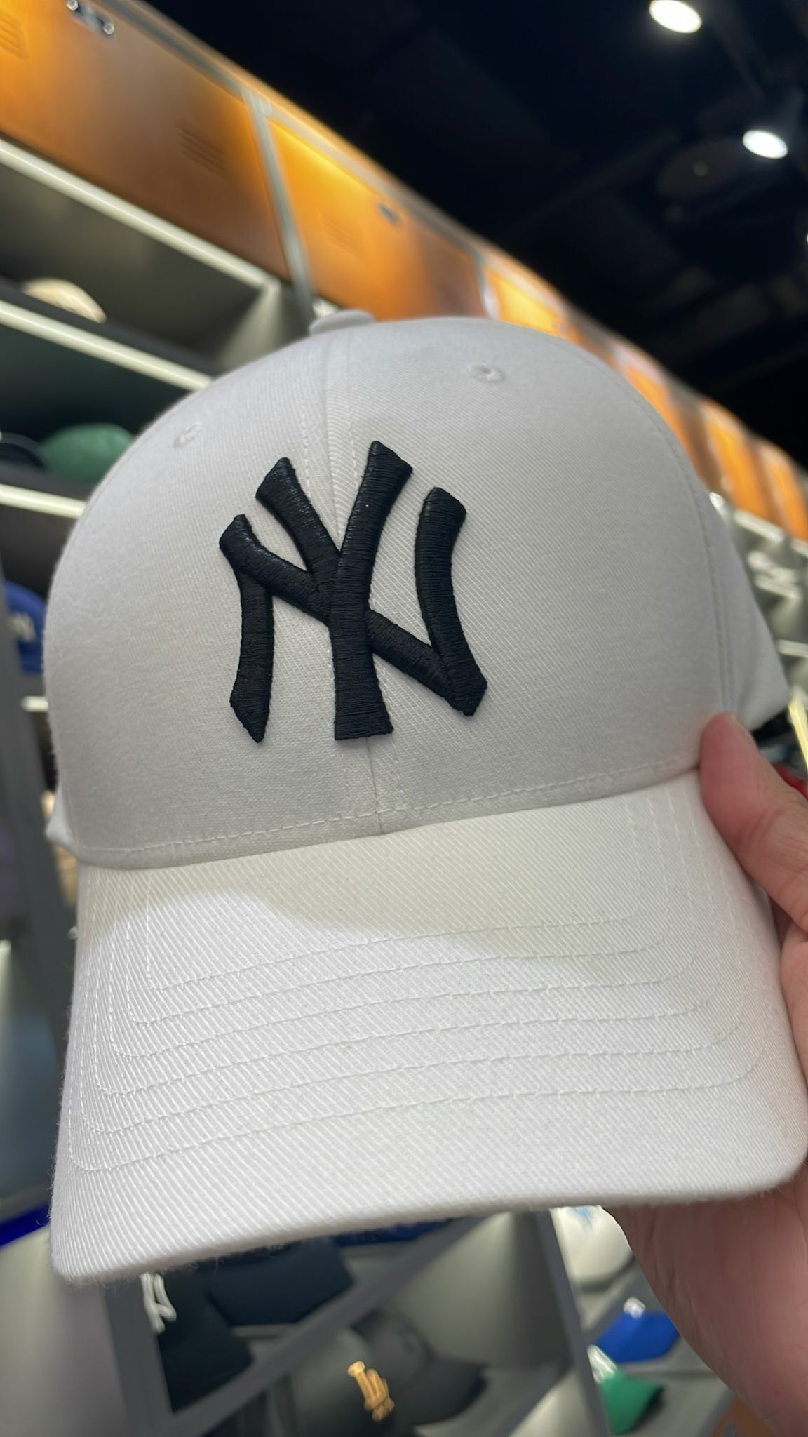 HOT-LLG0210-142 白色帽 黑字NY LOGO-3ACP080-2N-K0018-50WHS-F (A142)