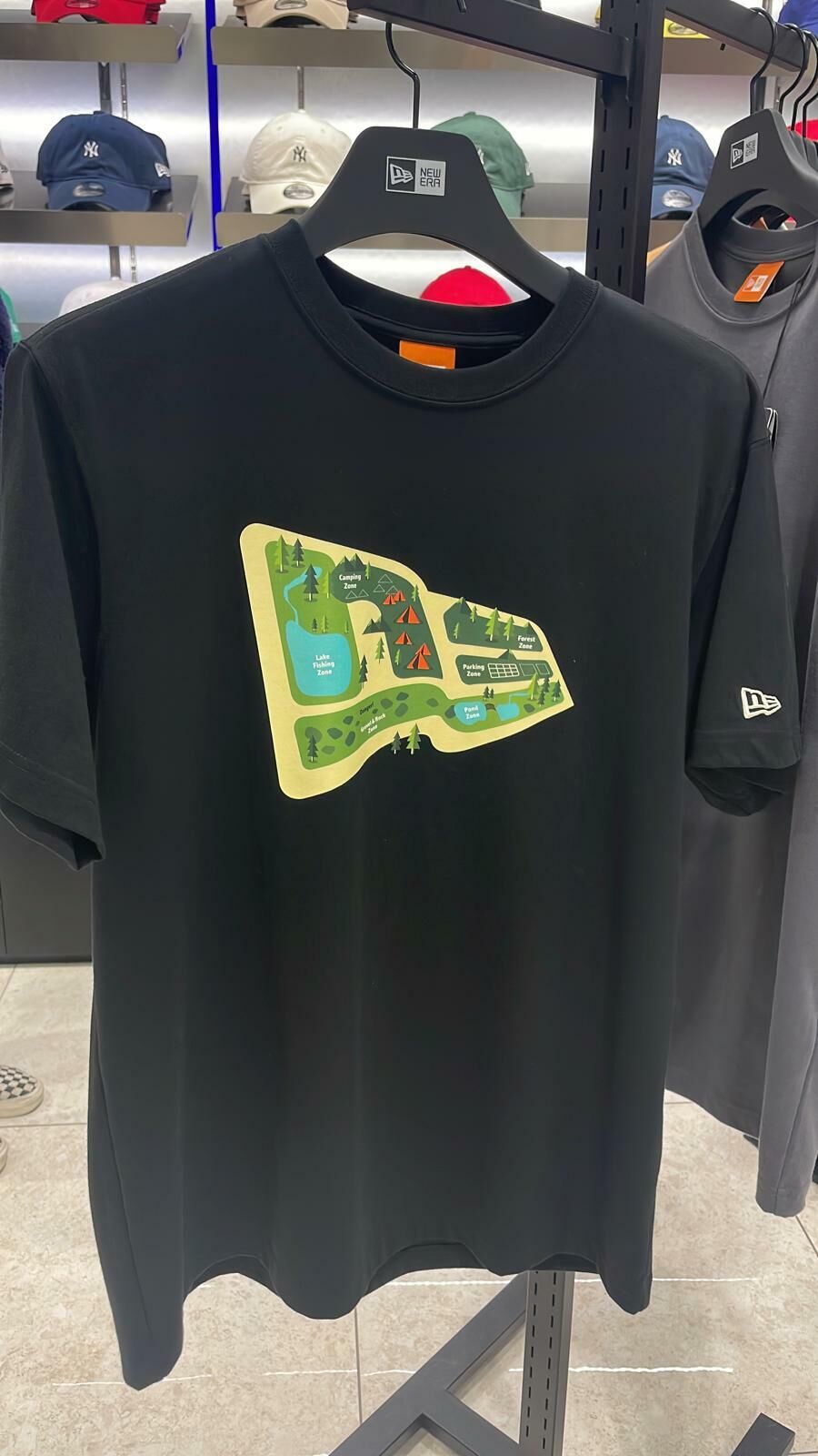 HOT-LLG0210-165 NEWERA 13546358-黑T綠色大LOGO L SIZE (A165)